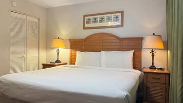 Standard Condo | 1 bedroom, blackout drapes, iron/ironing board, WiFi (free)