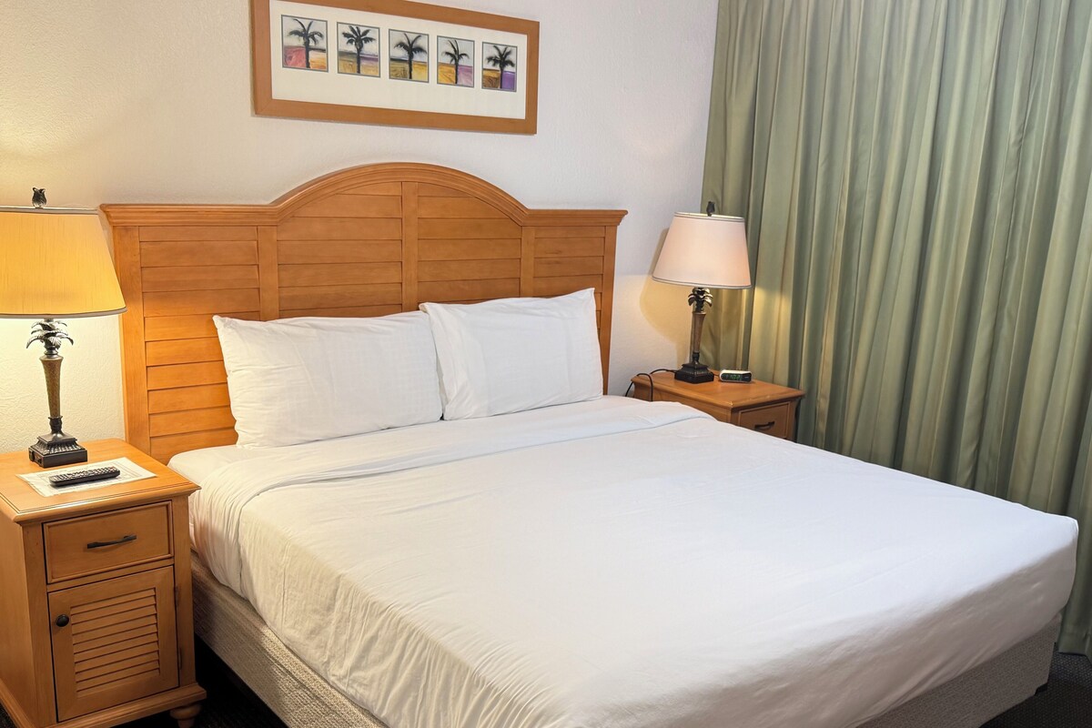 1 bedroom, blackout drapes, iron/ironing board, WiFi (free)