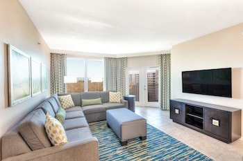 32-inch TV with cable channels, DVD player at Vacation Village Orlando, Celebration