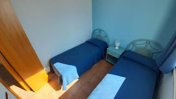 1 slaapkamer, een kluis op de kamer, individueel gemeubileerd