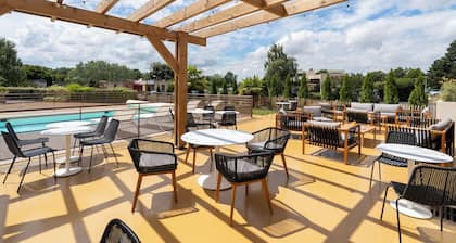 Sure Hotel by Best Western Caen Mémorial