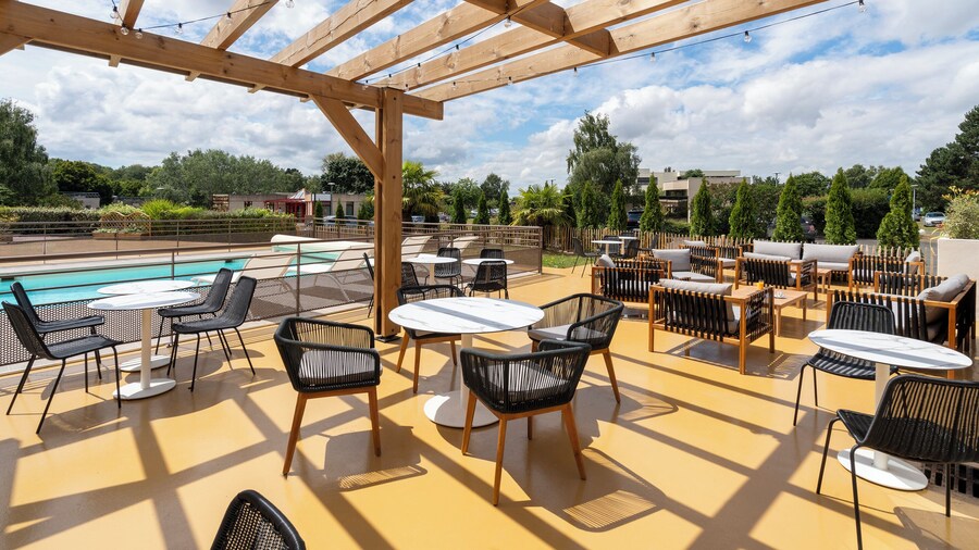 Sure Hotel by Best Western Caen Mémorial