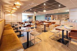 Daily buffet breakfast (EUR 14.5 per person)