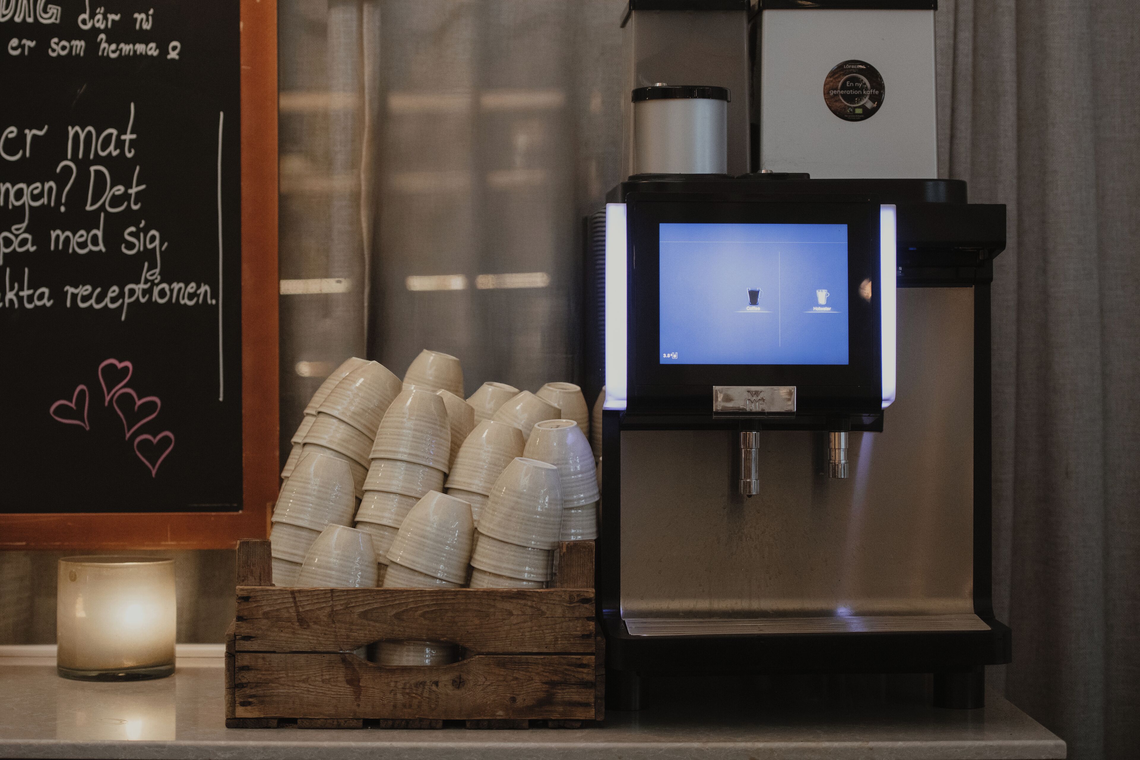 free daily full breakfast