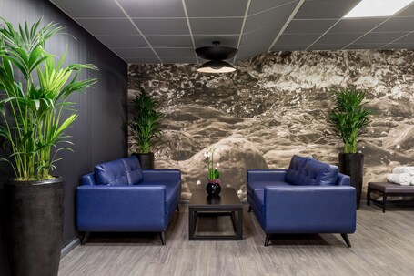 Radisson Blu Hotel London Stansted Airport - view 3