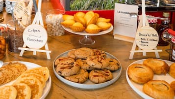 Daily continental breakfast for a fee