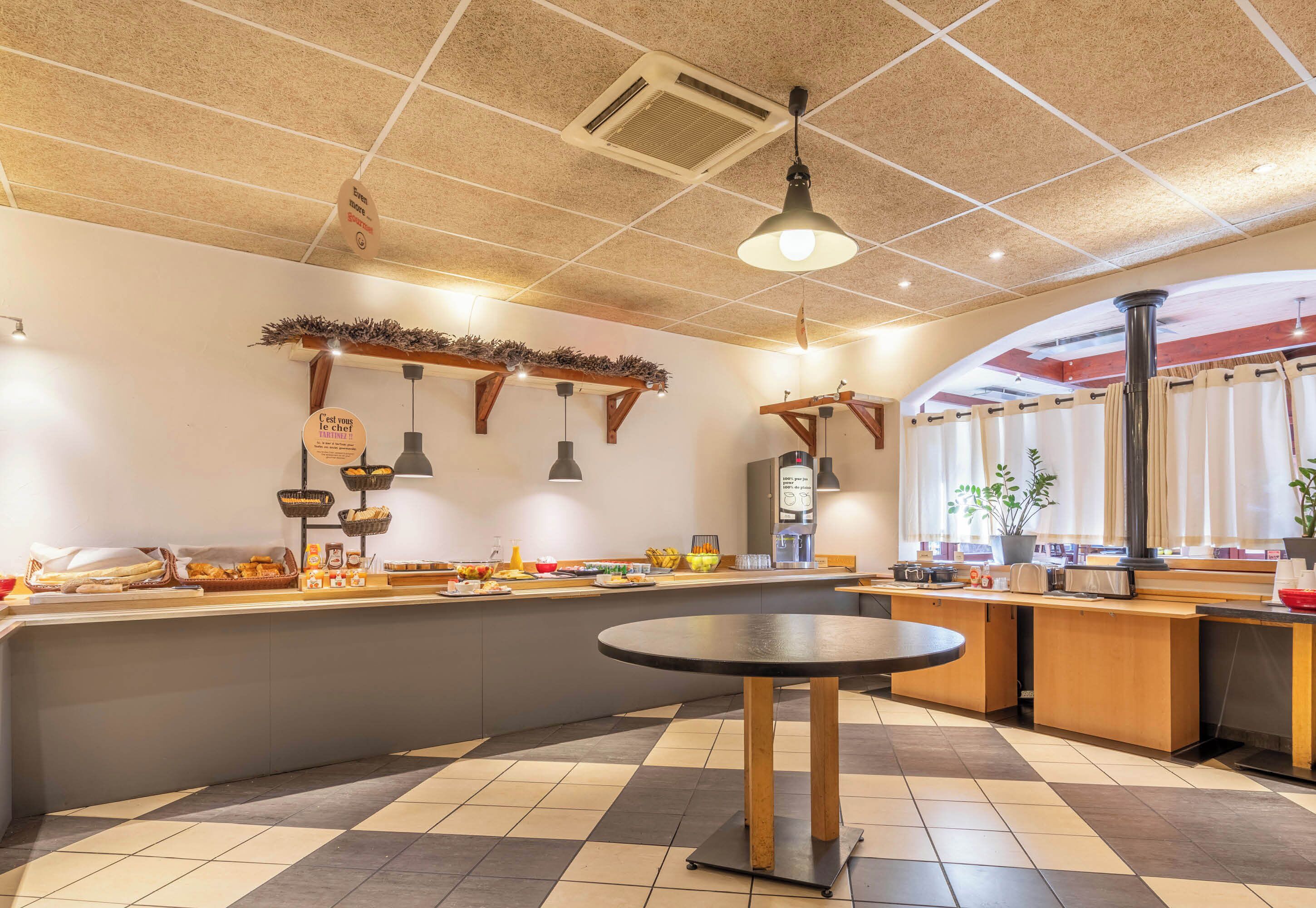 Photo - B&B HOTEL Marseille La Valentine Porte d'Aubagne