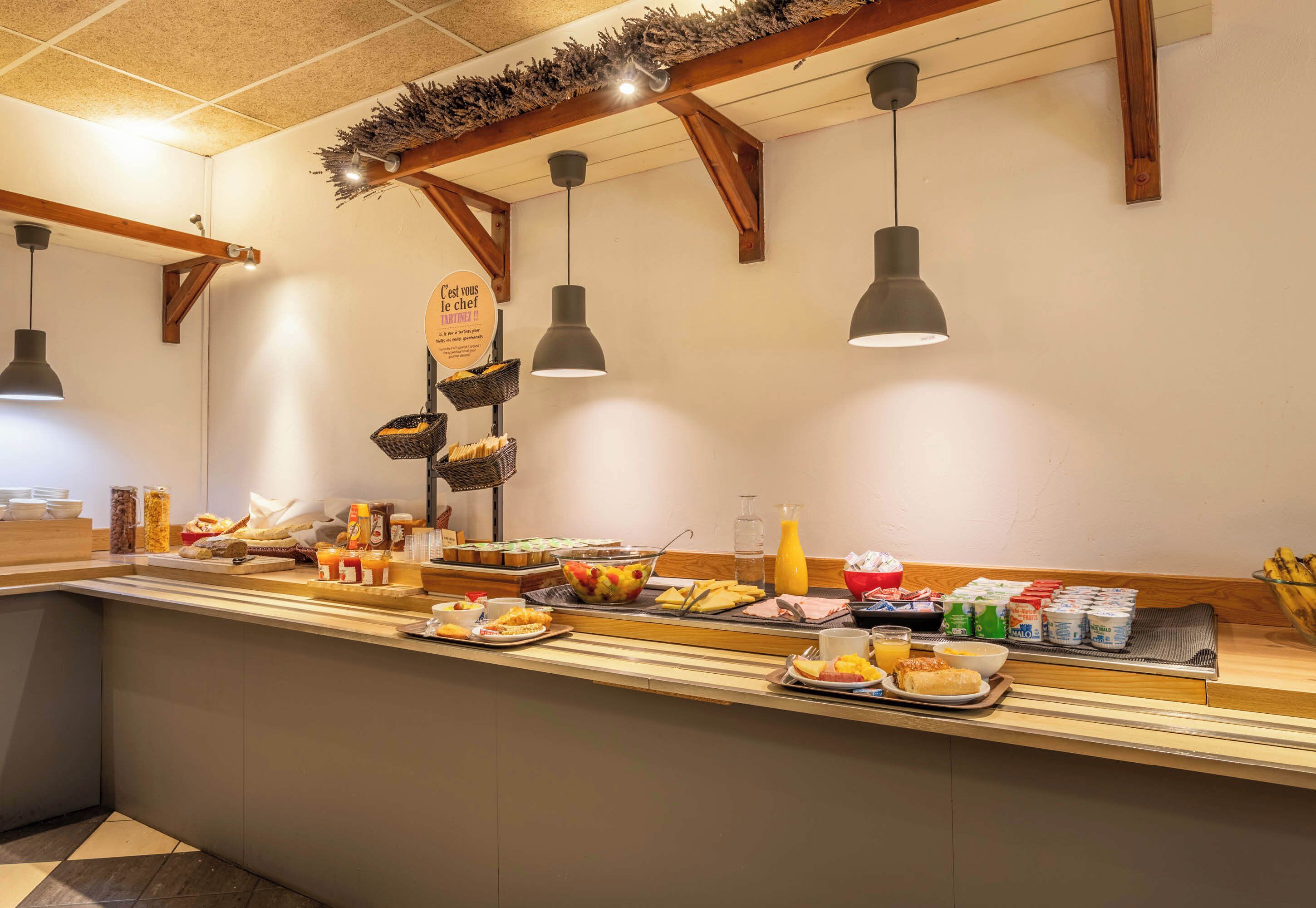Photo - B&B HOTEL Marseille La Valentine Porte d'Aubagne