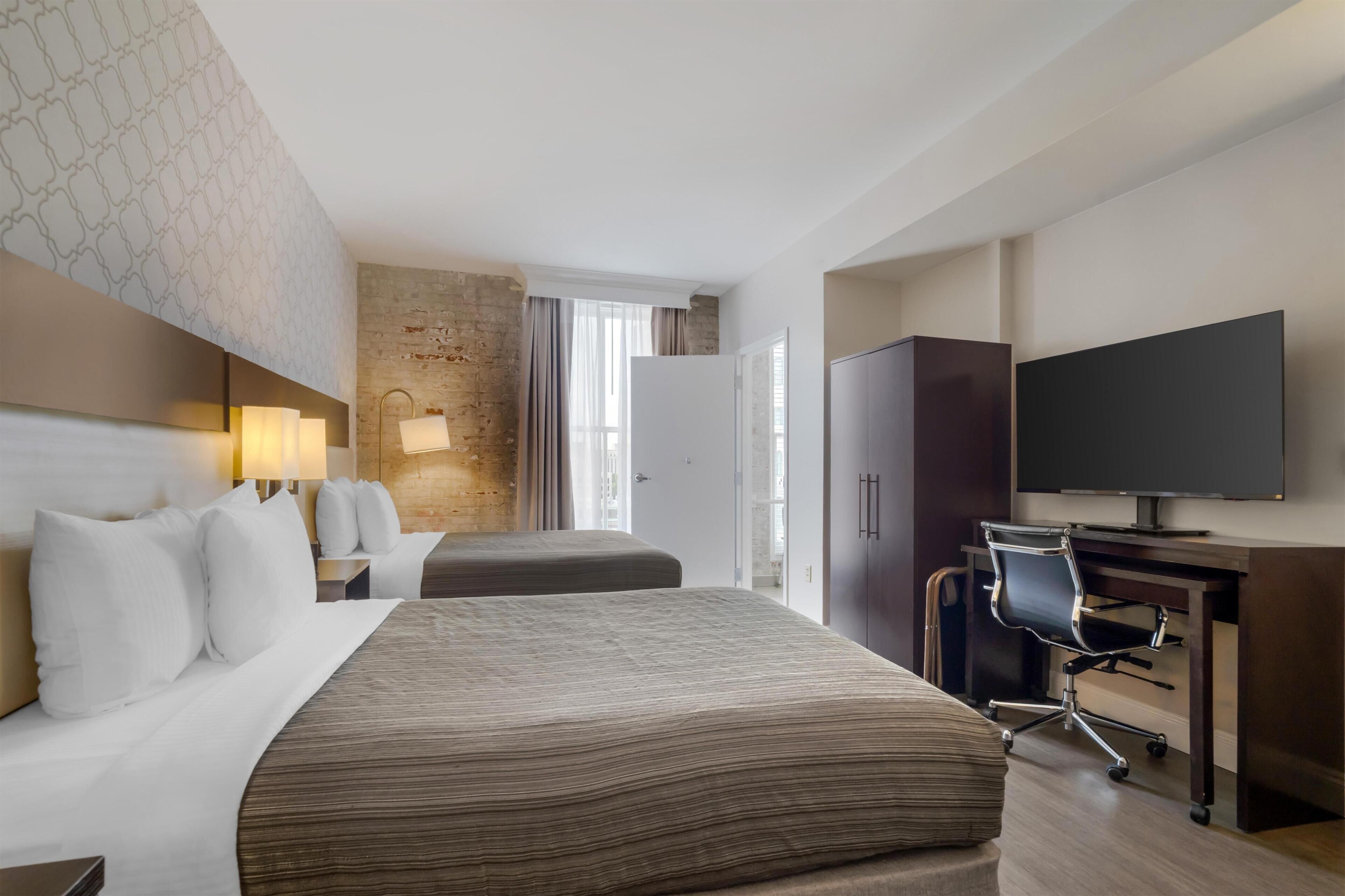 Biancheria da letto di alta qualità, una cassaforte in camera