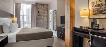 Best Western Plus St. Christopher Hotel