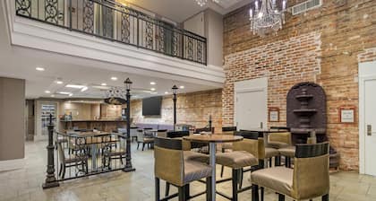 Best Western Plus St. Christopher Hotel