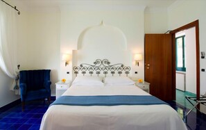 Chambre Double Standard (Senza Vista Mare) | Minibar, coffres-forts dans les chambres, bureau, Wi-Fi gratuit