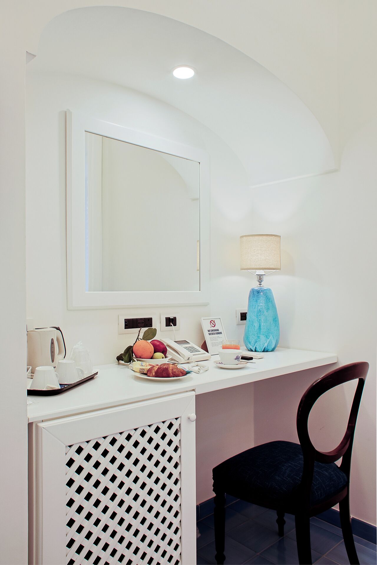 standard double room (senza vista mare) | 1 bedroom, minibar, in-room safe, desk