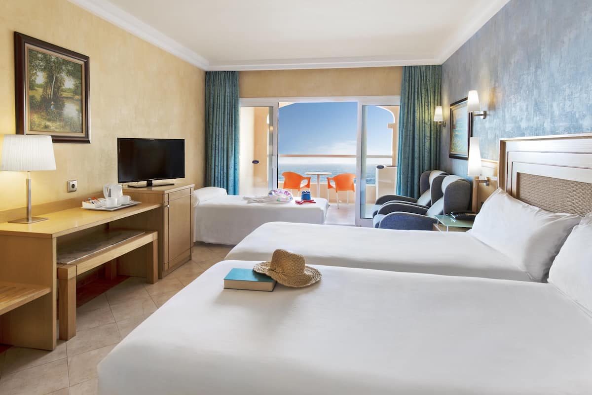 Minibar, desk, iron/ironing board, free WiFi