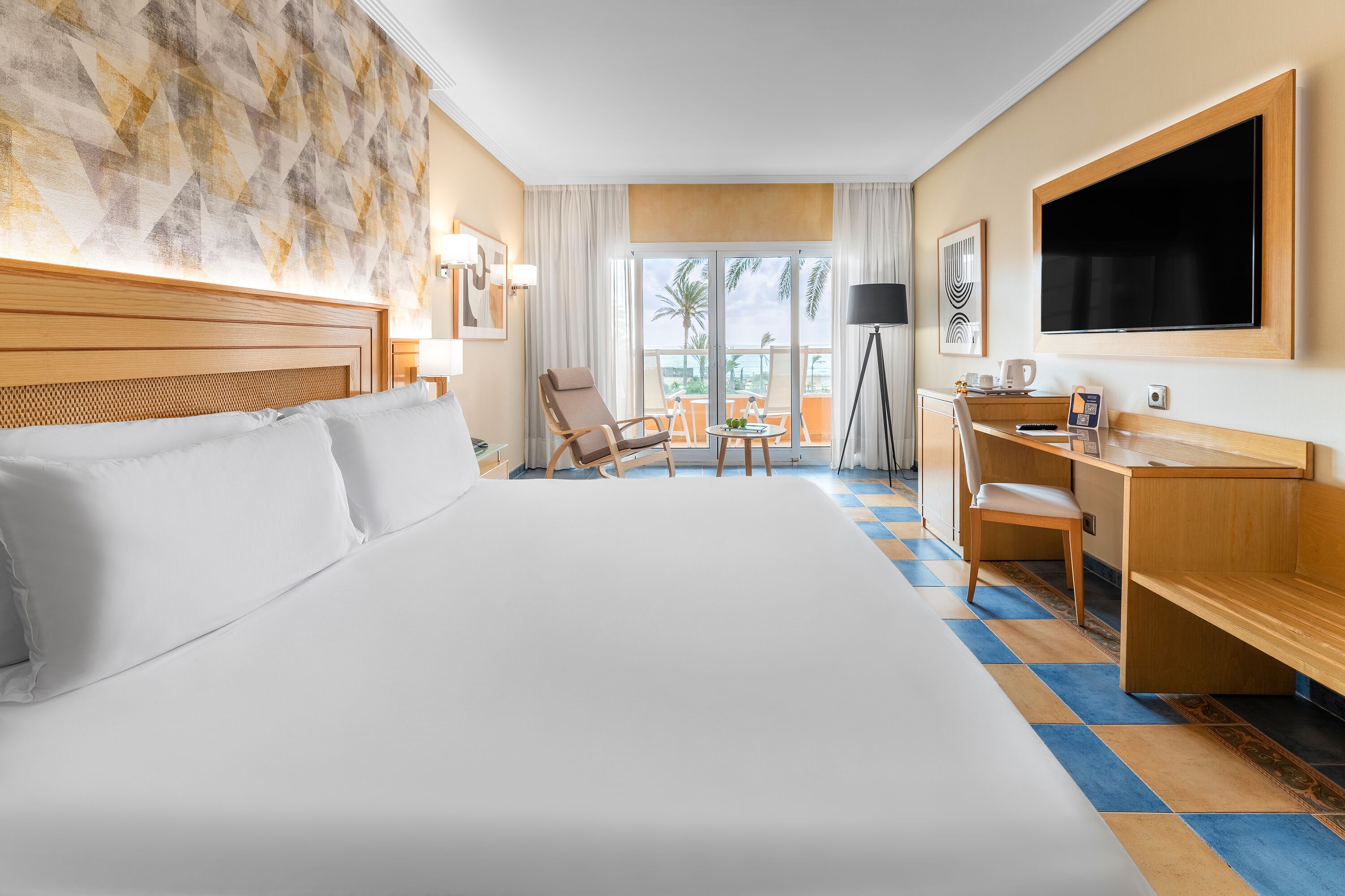 Minibar, desk, iron/ironing board, free WiFi