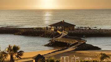 Beach bar