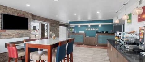 Free daily full breakfast