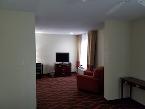 Suite, 1 King Bed, Non Smoking | Premium bedding, down comforters, desk, blackout drapes