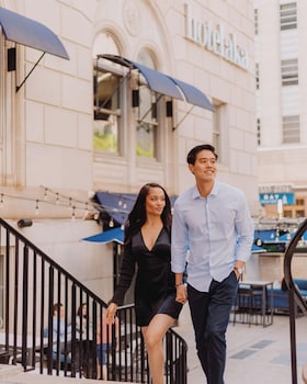 Patio, balcany or terrace at Hotel AKA Back Bay