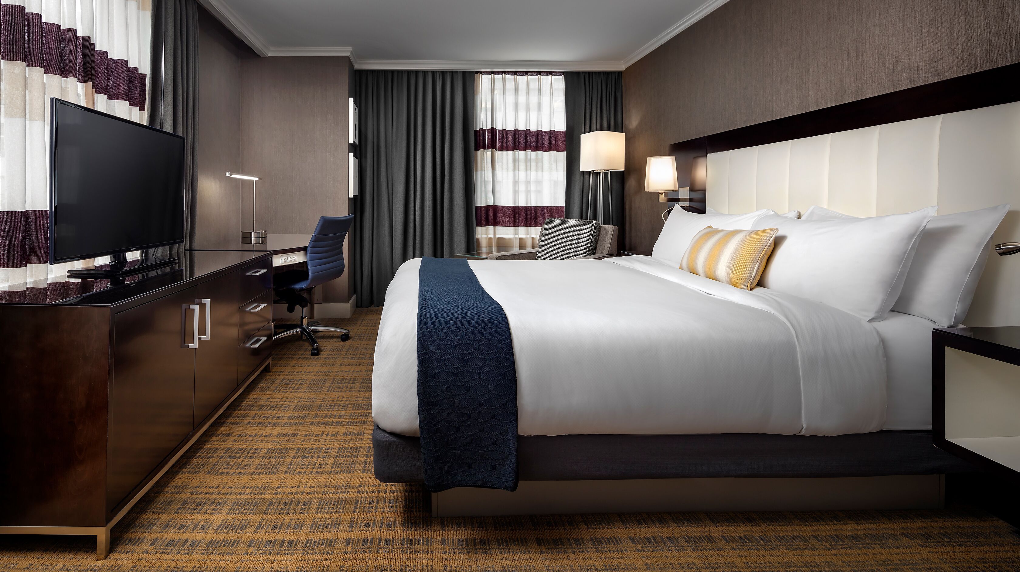 1 bedroom, egyptian cotton sheets, premium bedding, down duvets