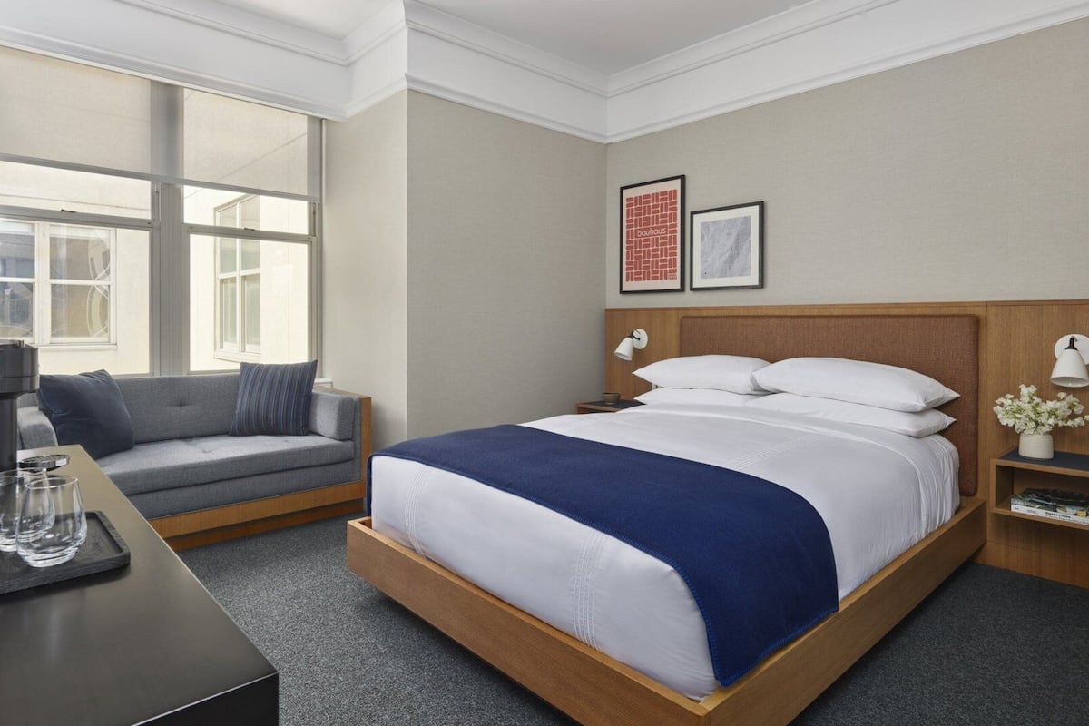 Egyptian cotton sheets, premium bedding, down duvets, pillow-top beds