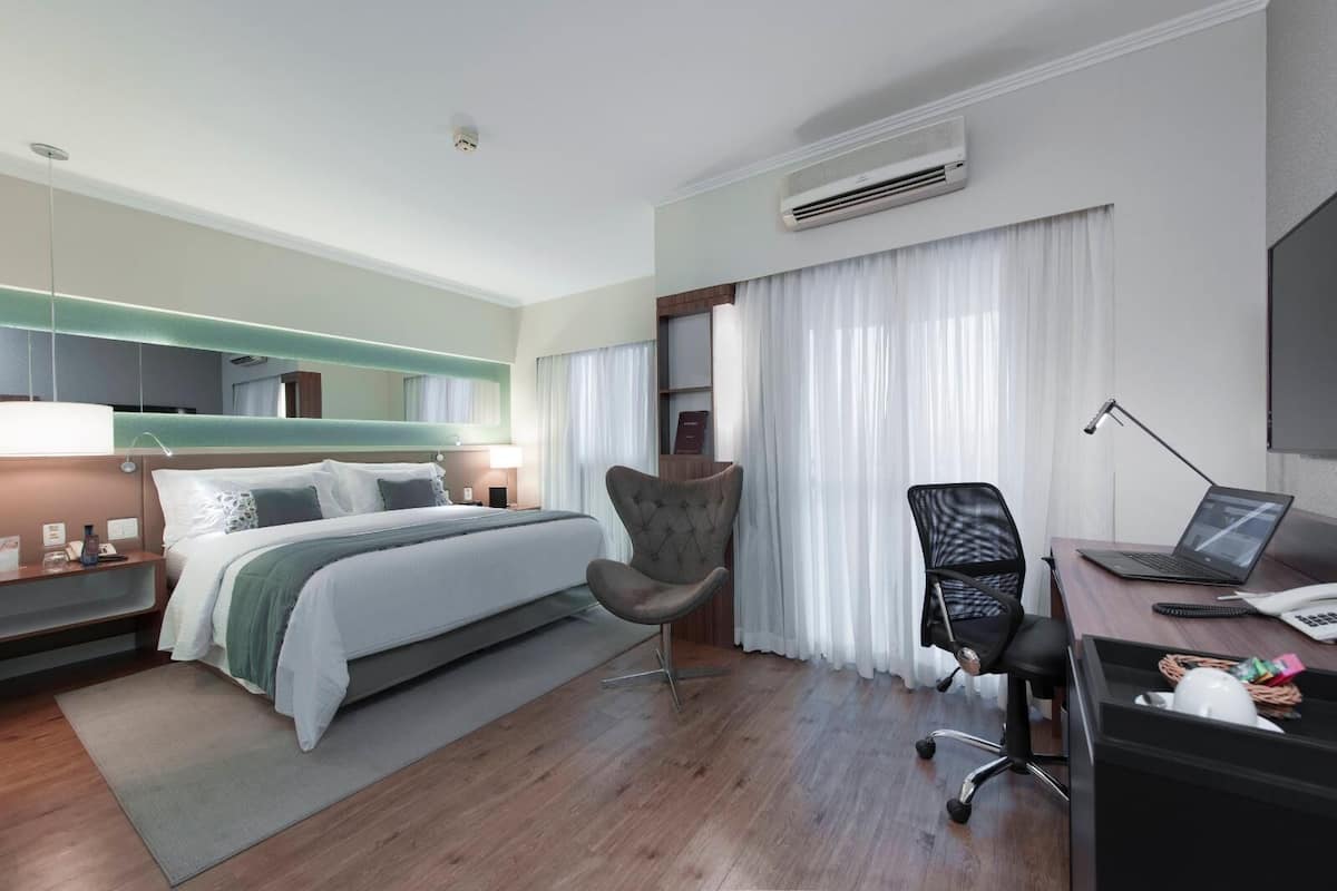1 dormitorio, ropa de cama hipoalergénica, minibar y caja fuerte