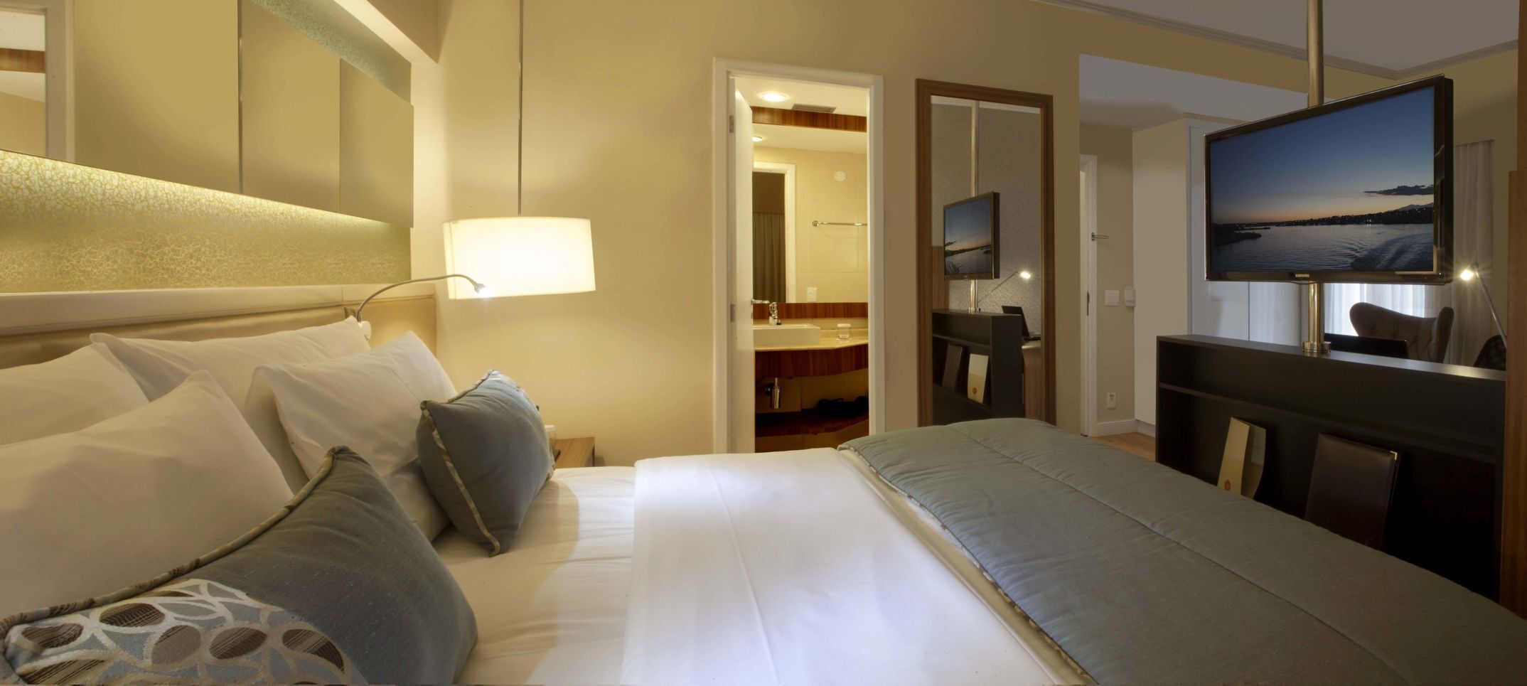 Hypo-allergenic bedding, minibar, in-room safe, individually decorated