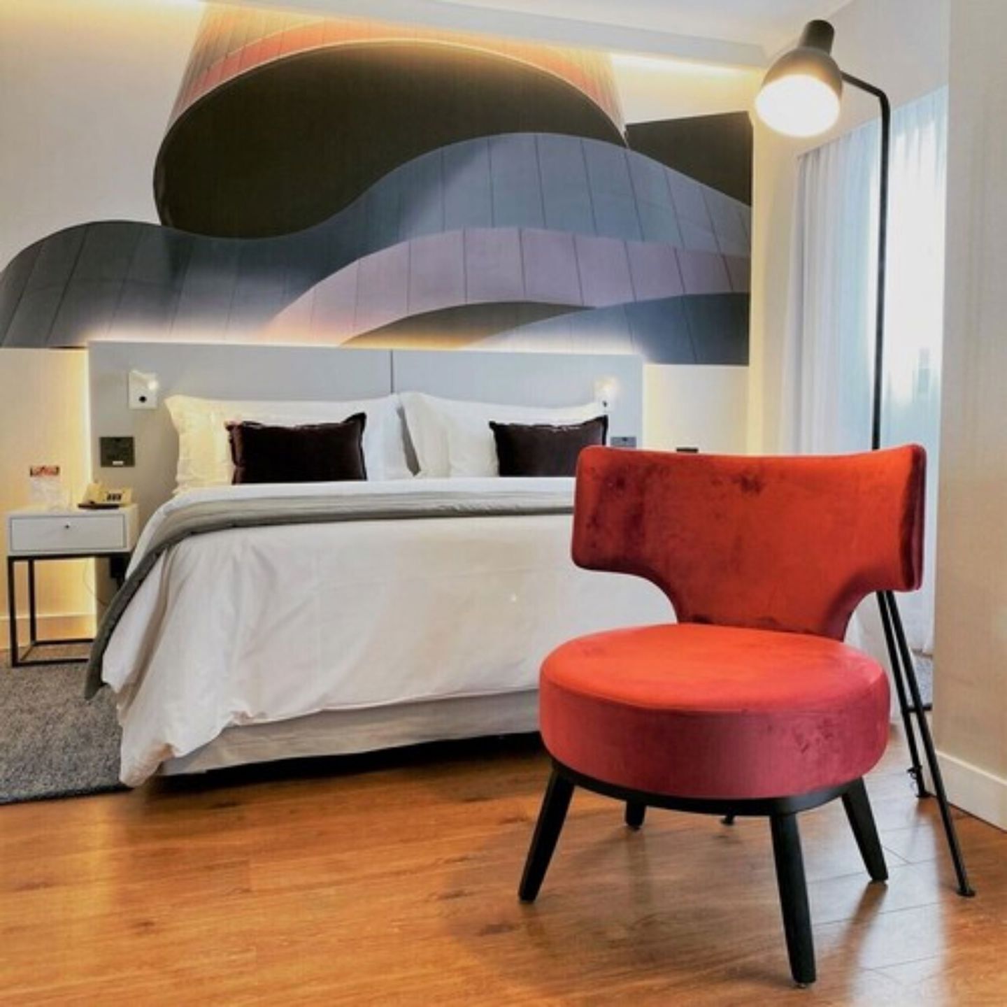 Ropa de cama hipoalergénica y minibar 
