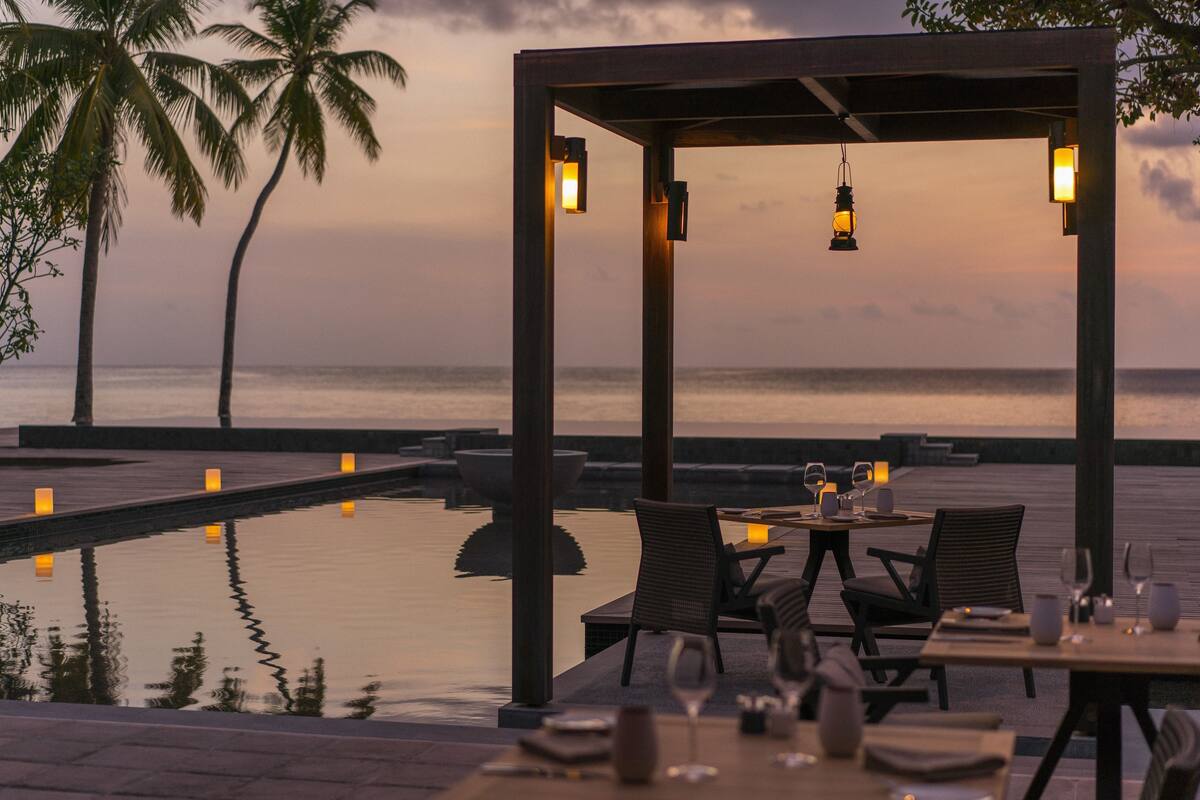 2 restaurants, breakfast, lunch, dinner served; mediterranean cuisine