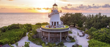 2 restaurants, breakfast, lunch, dinner served; Mediterranean cuisine