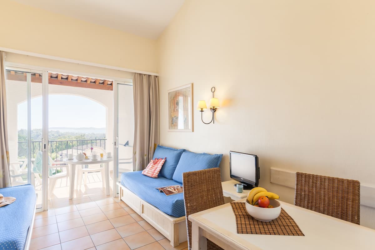 1 bedroom, cots/infant beds, free WiFi