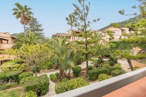 Studio | Näkymä huoneesta