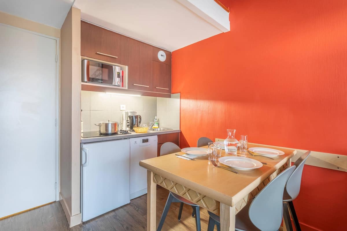 Familie studio | Een kluis op de kamer, geluiddichte muren, gratis wifi, beddengoed