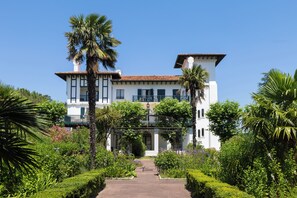 Fachada de la propiedad