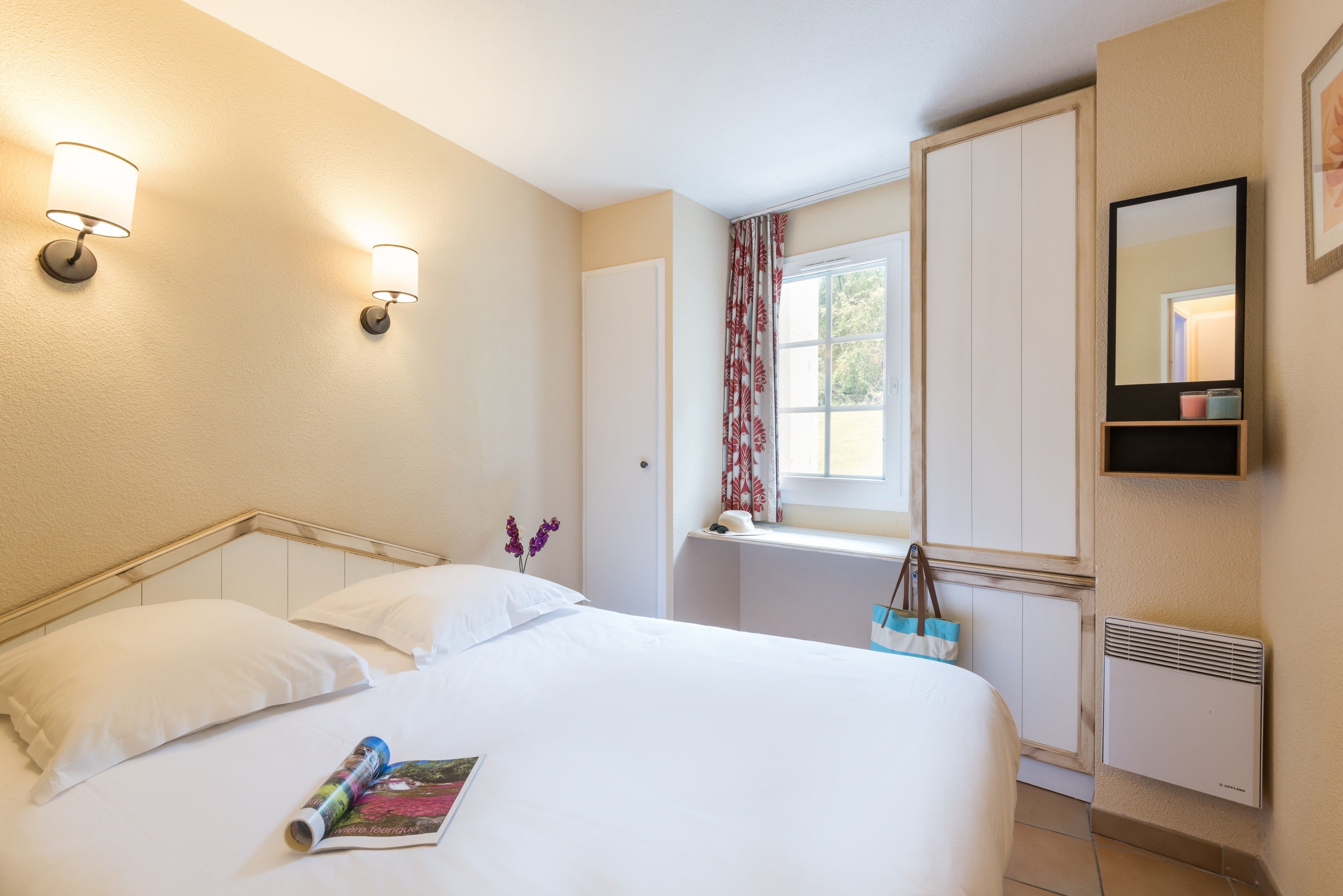 Iron/ironing board, cribs/infant beds, free WiFi, bed sheets