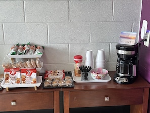 Breakfast area - Americas Best Value Inn Wytheville (Wytheville)
