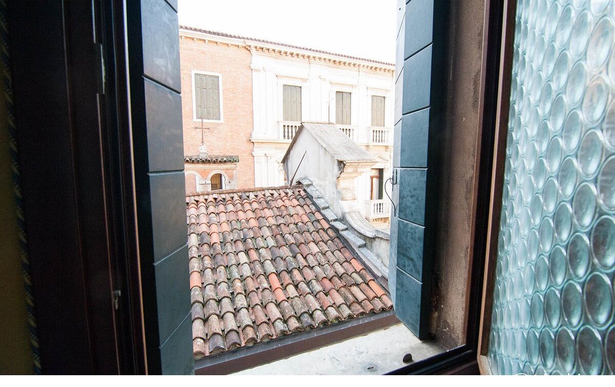 exclusive double room, 1 queen bed, city view, tower | city view