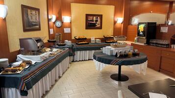 Daily buffet breakfast (EUR 12 per person)