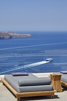 Ropa de cama de alta calidad y minibar 