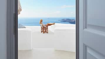 Suite Junior, balcone, vista mare | Vista dalla camera