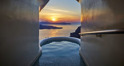 Volcano View Hotel Santorini