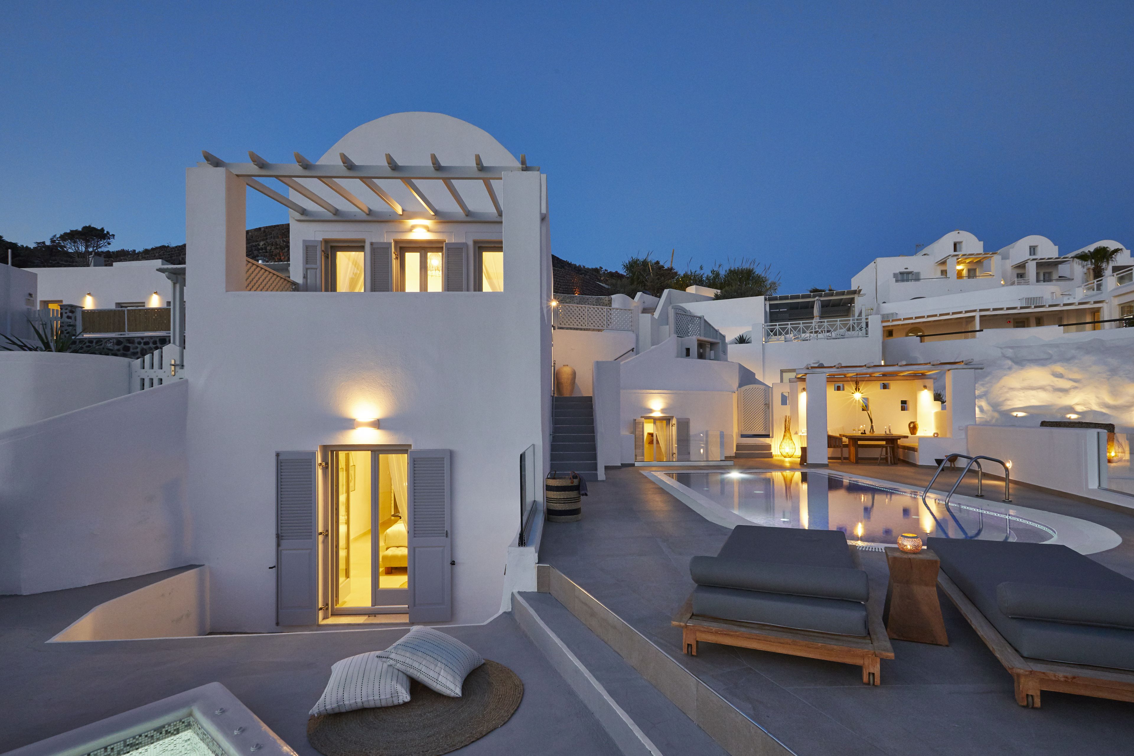 Villa, piscine privée, vue mer (Ianthi) | Literie de qualité supérieure, minibar, coffres-forts dans les chambres