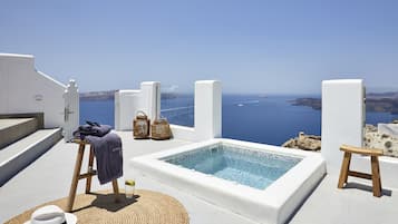 Villa, piscina privata, vista mare (Ianthi) | 2 camere, biancheria da letto di alta qualità, minibar
