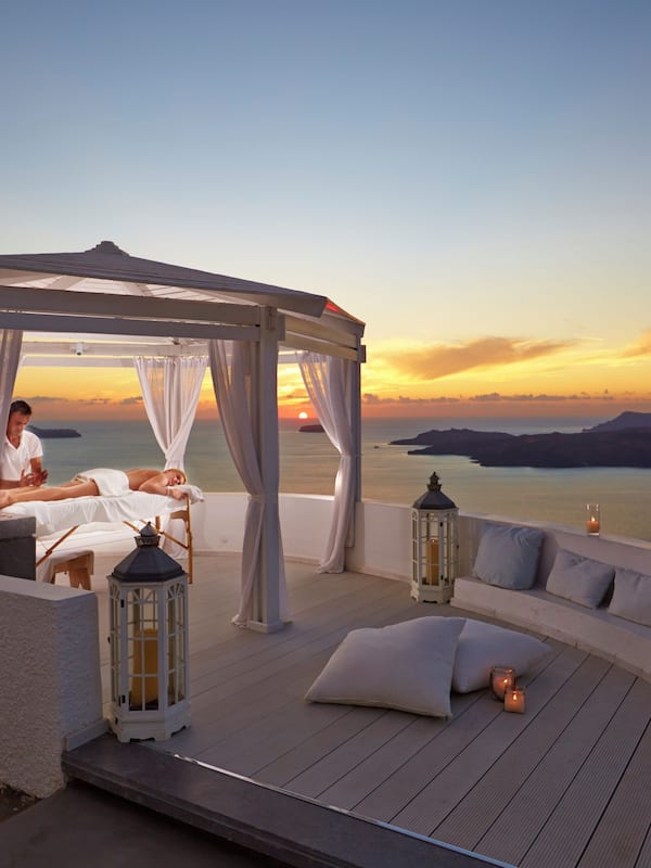 Couples treatment rooms, sauna, hot tub, steam room, body treatments