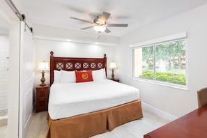 Villa Prestigio, 2 habitaciones | Caja de seguridad en la habitación y cortinas blackout 