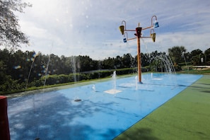 2 Außenpools