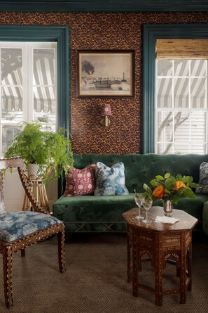 Lounge - Virginia Hotel (Cape May)