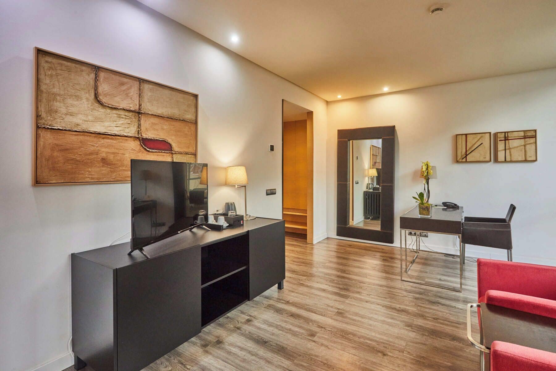 minibar, in-room safe, desk, blackout curtains