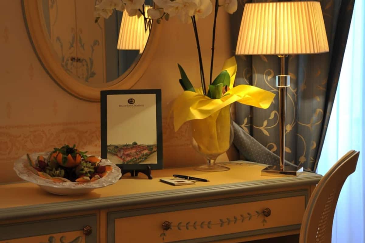 Single Room | Down comforters, minibar, in-room safe, soundproofing