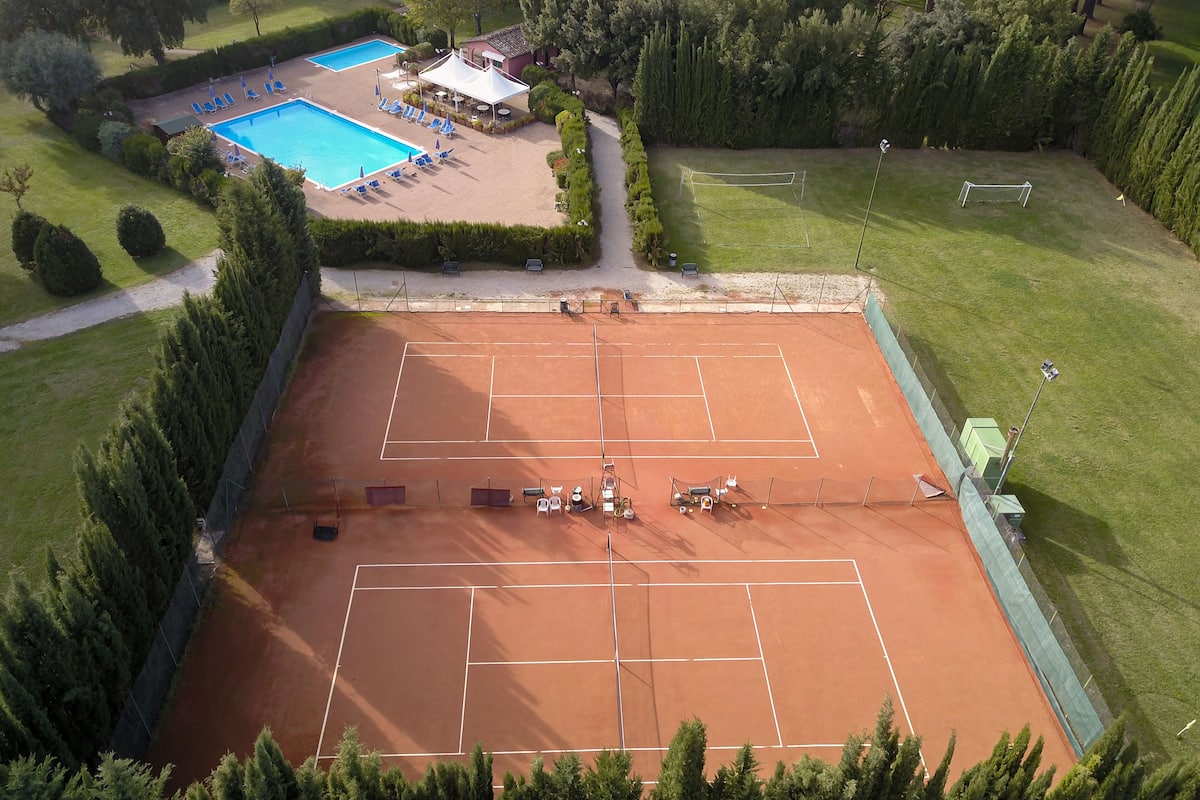 tennis court
